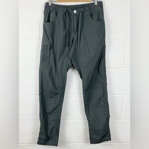 BYLT men’s weekender charcoal ripstop tapered fit pant outdoor travel size M